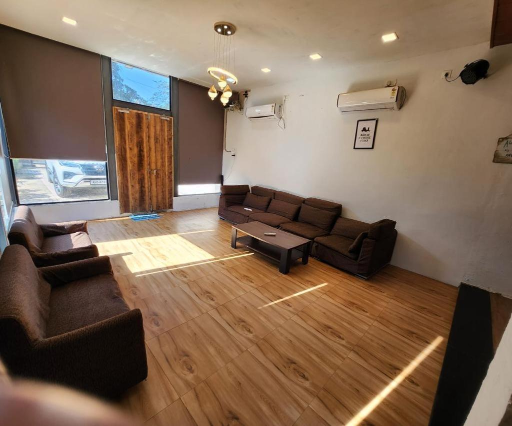 Aaradhya Villa 5 Bhk Ovala Thane Kolshet Exterior foto